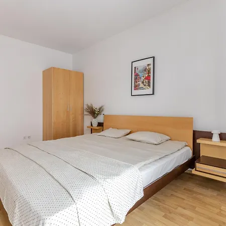 Апартаменты Barbacan By Monto *