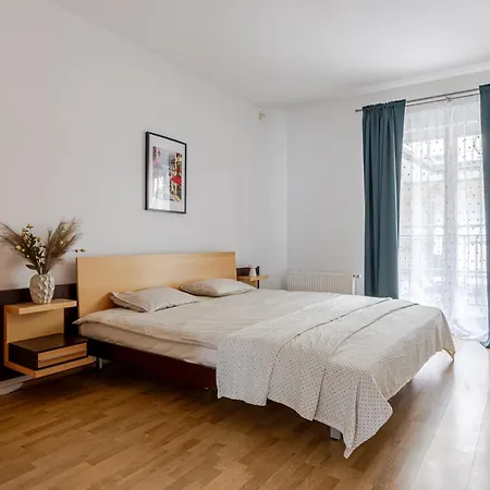 Barbacan By Monto Vilnius