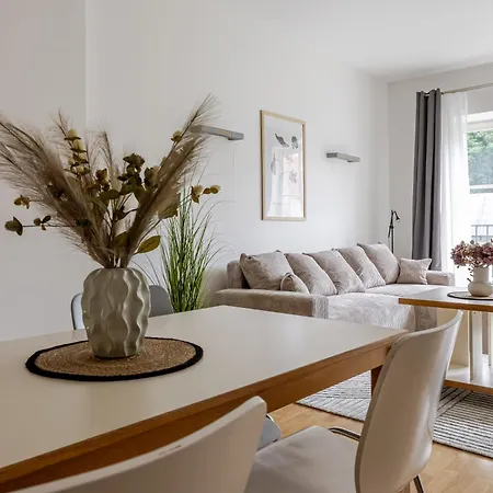 Barbacan By Monto Apartment